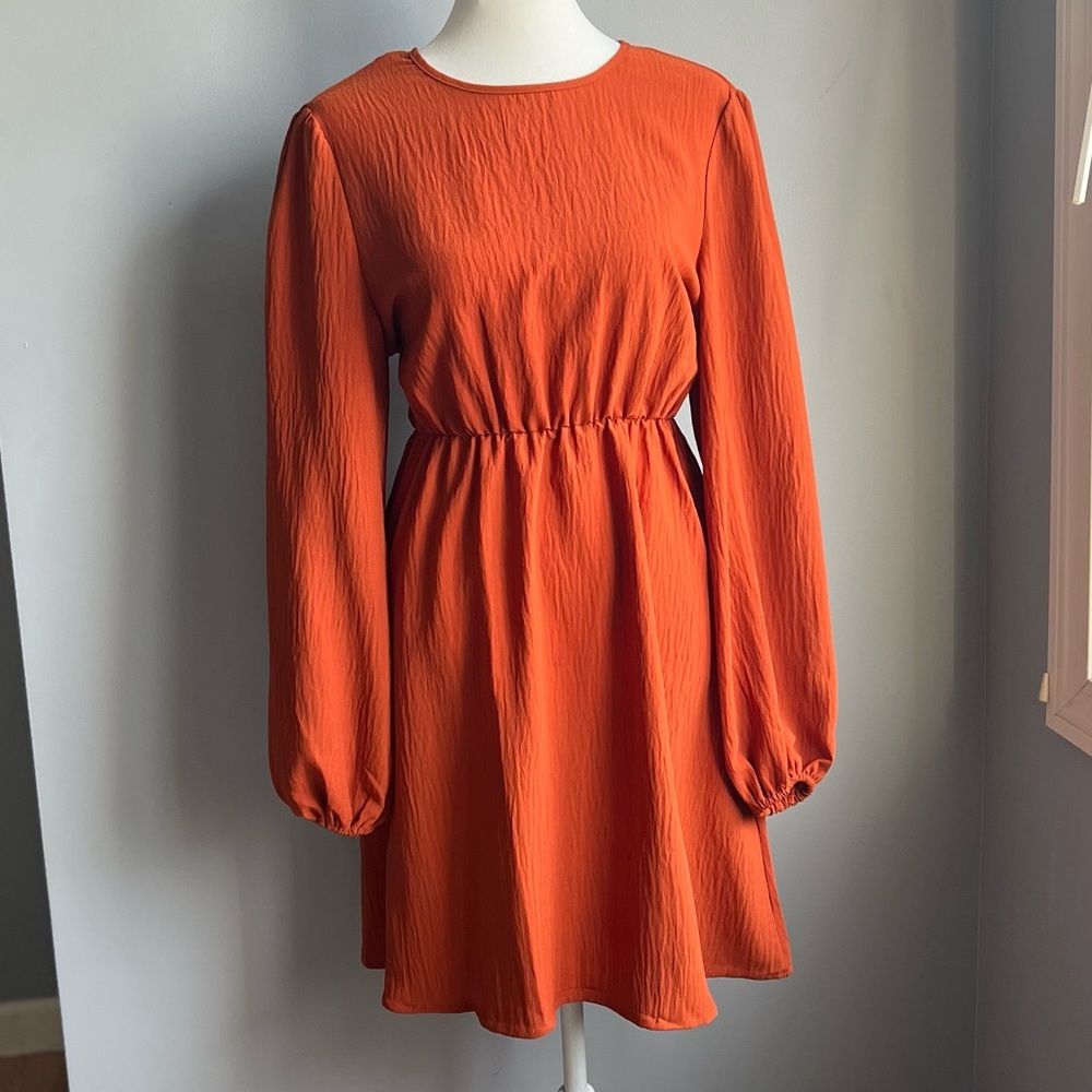 Solid keyhole back dress burnt orange - Picture 6 of 7